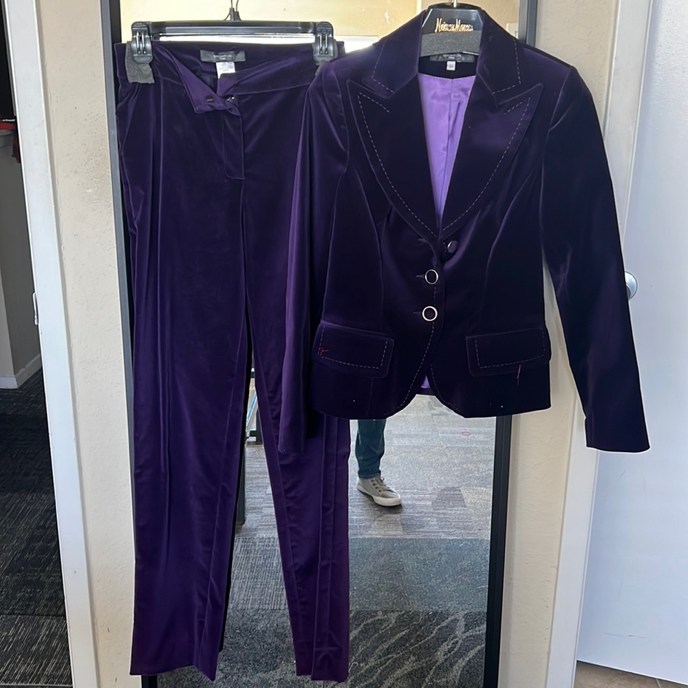 Purple suit size 36 brand Brighton Paris